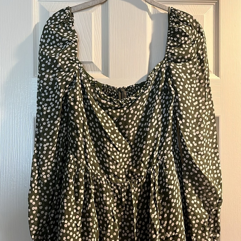 Reformation dress size 6 - Picture 3 of 6